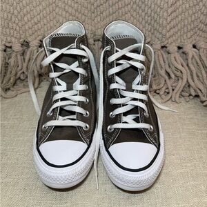 Converse Chuck Taylor Unisex Gray & White High-Tops